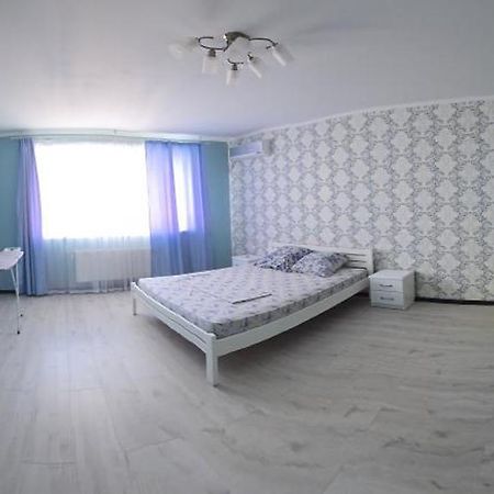 Apartment On Parkovaya Чорноморськ Екстер'єр фото