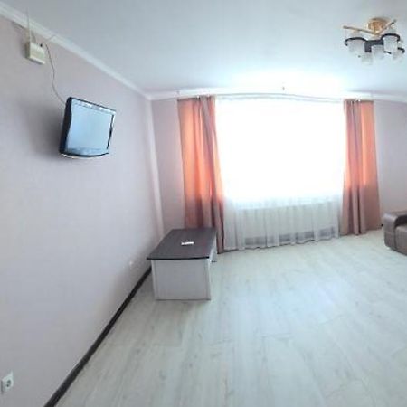 Apartment On Parkovaya Чорноморськ Екстер'єр фото